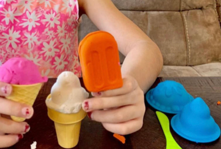 Ice Cream Stand Activity Set-Discovery Playtime